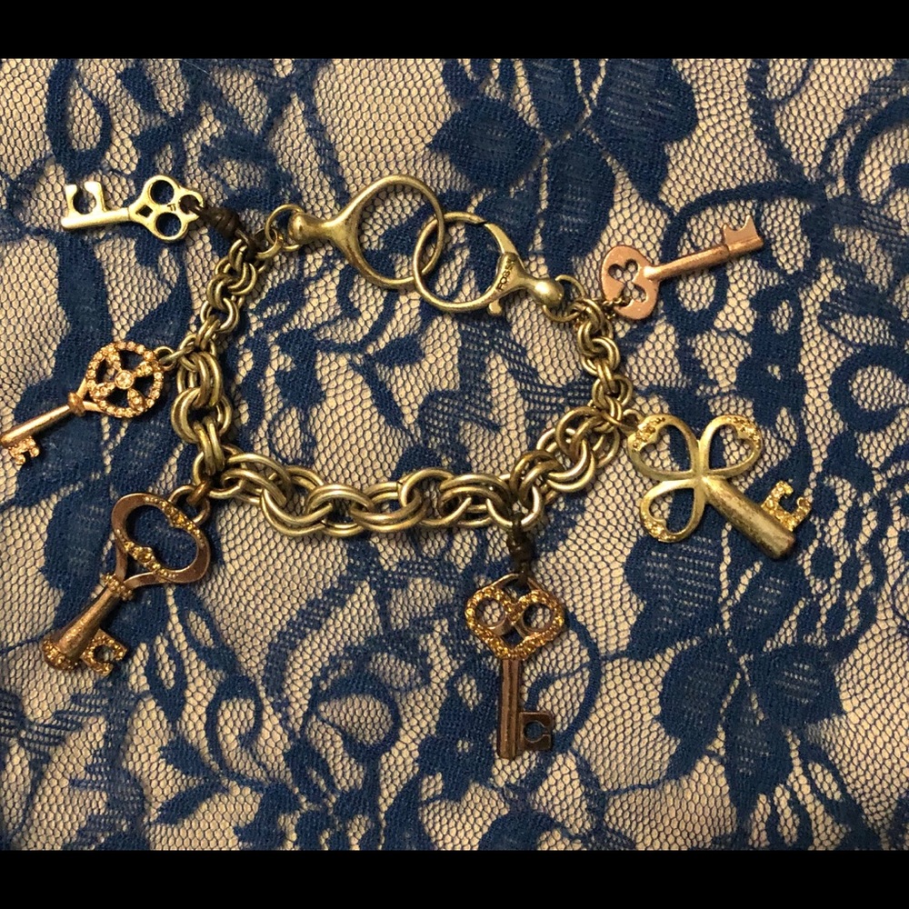 Key Charm Bracelet